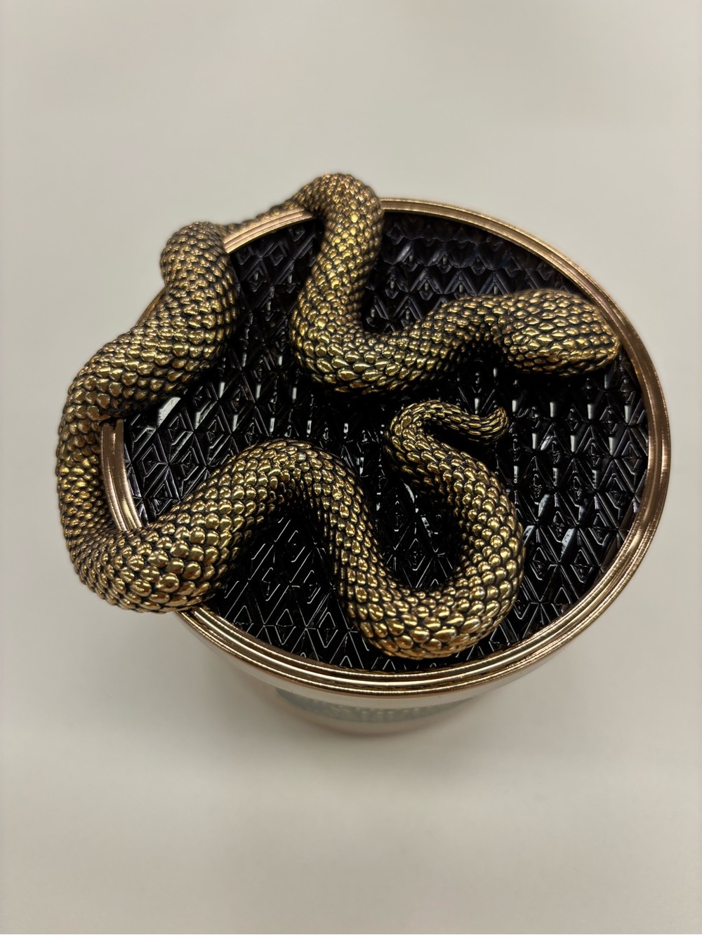 Bath & Body Works Wicked Vanilla Woods candle w/snake lid